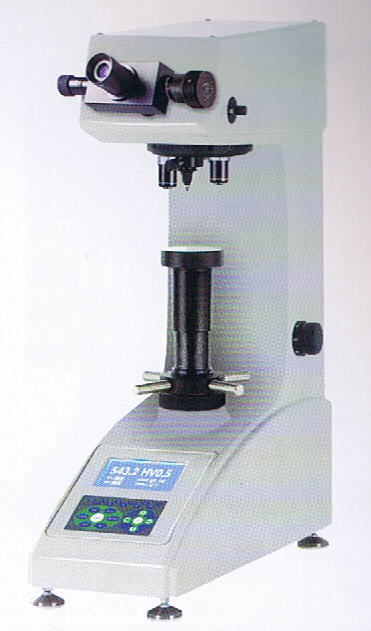 viskers hardness tester photo